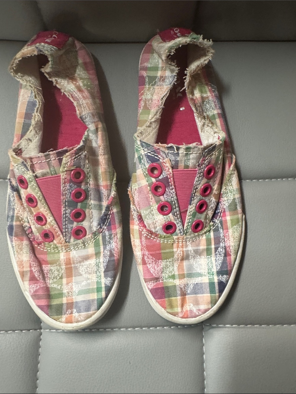 Coach Multicolor Plaid Slip-On Flats with Pink Accents wmns sz 5B preloved shoes